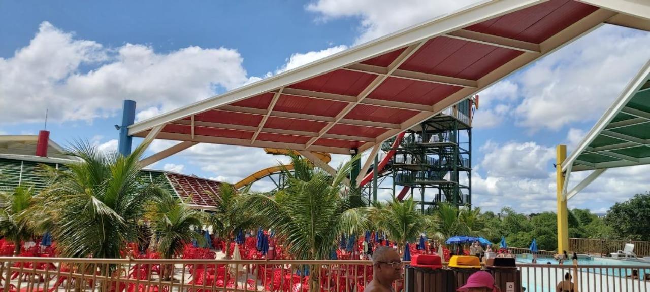 Com Cafe E Spazzio Diroma E Acesso Gratuito No Acqua Park Diroma Caldas Novas