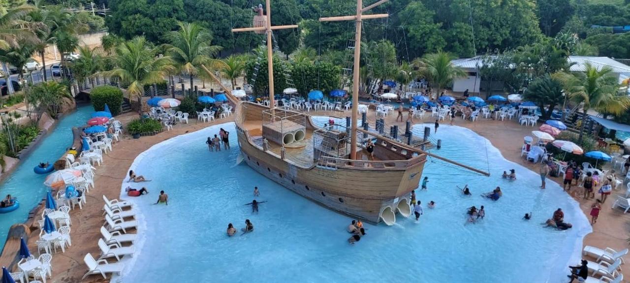 Com Cafe E Spazzio Diroma E Acesso Gratuito No Acqua Park Diroma Apartamento *
